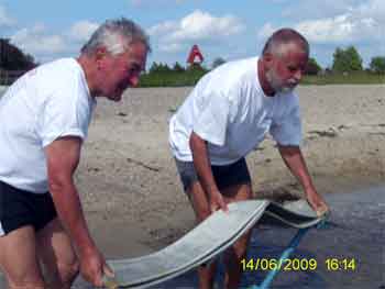 Bootswagen im Wasser